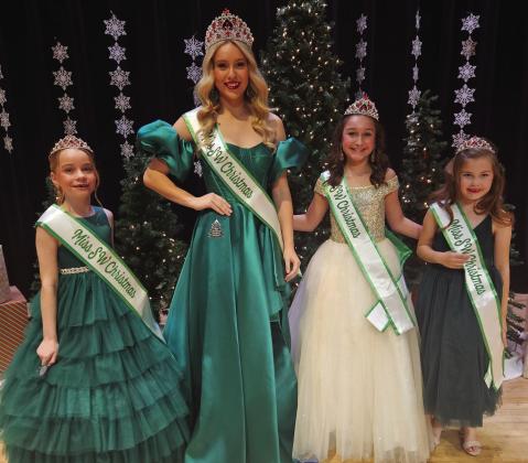 Wellington´s Gomez crowned Miss SW Christmas