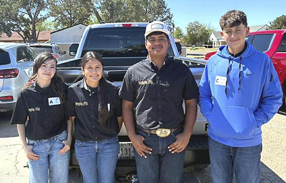 Memphis FFA Cotton Judging Team in Area competition at Slaton.