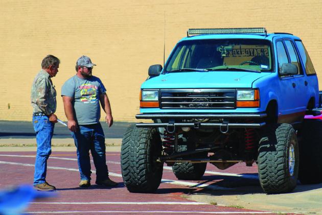 13th Annual Delbert Day Car Show welcomes over 50 classic cars,vehicles
