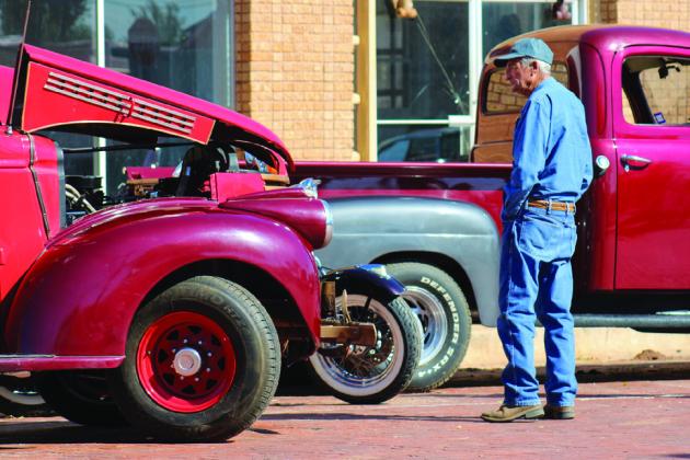 13th Annual Delbert Day Car Show welcomes over 50 classic cars,vehicles