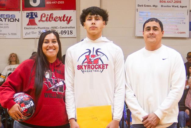 Armando “Tiny” Hinojosa is the son of Armando Hinojosa and Denise Garcia. Tiny has played varsity basketball for the Rockets for three years. After high school, Tiny hopes to pursue his dream of playing collegiate basketball, where he will major in pre-law.