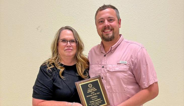 Childress Rotary Club President Taylor Thornton awards Rotarian of the Year Tracey Lambert. “Tracey is always willing to serve, attending every Rotary event and consistently stepping up to help wherever needed,” Thornton said. “Her dedication truly reflects the spirit of Rotary.” CHILDRESS ROTARY CLUB