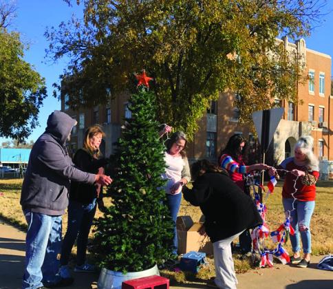 Lighting of the Square approaching Dec.2, HUGS 2023 Holiday HomeTour to follow