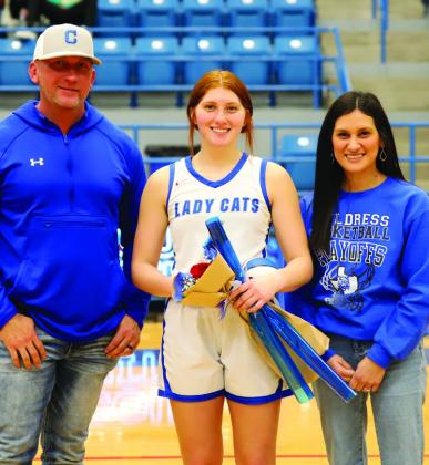 Childress Lady Cat basketball player Chloe Teichelman with parents Coy Teichelman and Nora Kelley.
