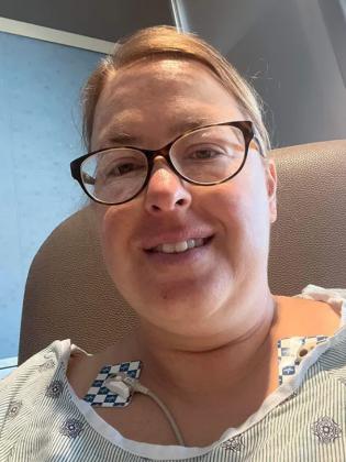 After seeing Matthew Nix’s Facebook post about needing a kidney, Beth Logsdon, a former coworker of Nix’s, decided to apply, ultimately being a match.