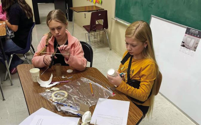 Memphis Middle School GT students engineer simple machines