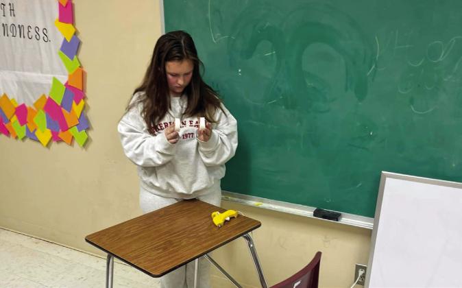 Memphis Middle School GT students engineer simple machines