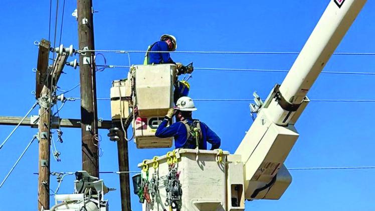 Lighthouse Electric assists in restoring wildfire victims’service in Canadian