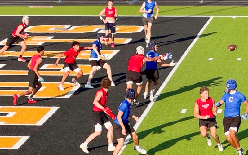 Wellington junior varsity and varsity Skyrockets compete in Canadian’s 7-on-7 summer play on Thursday, May 28. Varsity Rockets faced off against the Canadian Wildcats, and junior varsity Rockets concluded play against the Childress junior varsity Bobcats. SHAUNA SALINAS/THE GREENBELT INTREPID