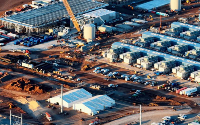 IREN, which is already constructing 200 megawatts of computing power for Microsoft, plans to add 100 megawatts of new liquid-cooled data centers, as well as retrofit another 250 megawatts of existing capacity for state-of-the-art chips at its Childress data center campus.