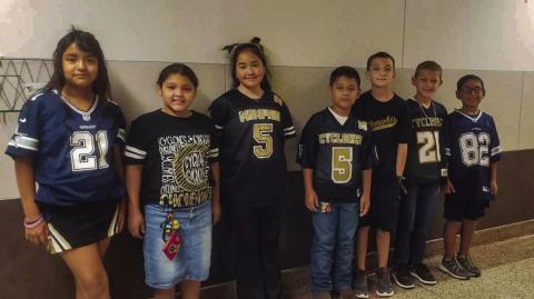 Memphis ISD rocks jerseys in support of Cyclones