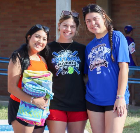 Class of 2026 hosts Senior Skip Day