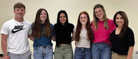 Childress Rotarians meet yearbook class