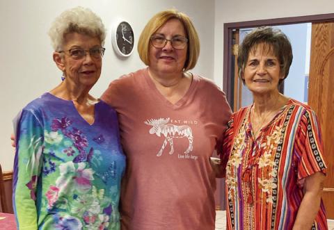 Modern Home Club’s Edie Johnson and Raenell Smith welcome Childress Chamber of Commerce Executive Director Susan Leary, center, Thursday, Sept. 19. Courtesy Photos