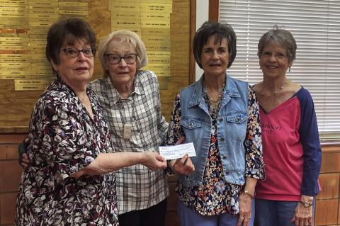Modern Home Club makes donation to Childress County Christmas Sharing