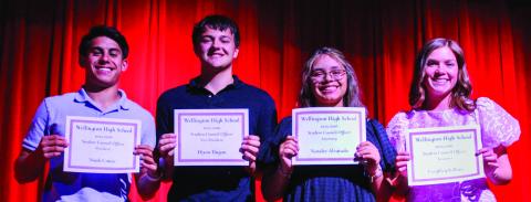 Wellington High School bestows academic awards