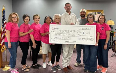 We Can Care hosted its annual Cancer Survivors meal October 6 at the First Baptist Church Fellowship Hall in Childress. South Plains Rural Electric Coop. provided the meal from Bocanegra BBQ. Iren workers served guests and continued its support for the organization. Also, First United Bank was recognized for 15 years of support, and the AEP Foundation made a donation of $5,000. The Red River Boys provided entertainment. ELIZABETH ORONIA