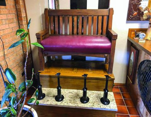 Popeye’s shoe-shine stand. Photos Courtesy of the Collection of John R. Ballew