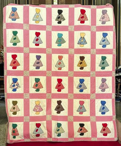 The Childress Methodist Joyful Quilter’s 2024 quilt will be raffled at the Childress Methodist Women’s Bazaar and Food Fest Saturday, Nov. 23. Tickets can be purchased from 9 a.m.-5 p.m. every Friday, beginning Friday, Nov. 1, at United Supermarkets, as well as from any Methodist Women’s member. The Red River Sun/Elizabeth Tanner