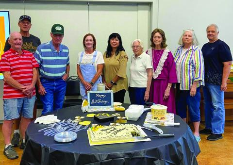 Wellington seniors celebrate birthdays,bingo