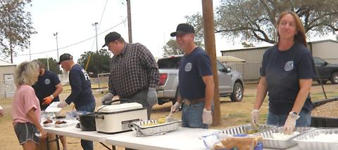 Hedley Lions and firefighters serve barbecue Sept. 3 PHOTO BY GRACE HOLMAN
