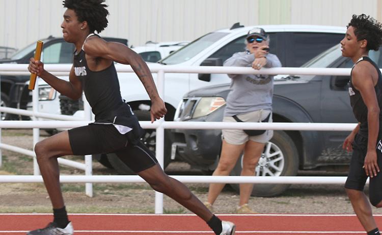 Memphis relay runners competing at the District Track Meet in Panhandle last week. QUANAH TRIBUNE-CHIEF / SHANE LANCE