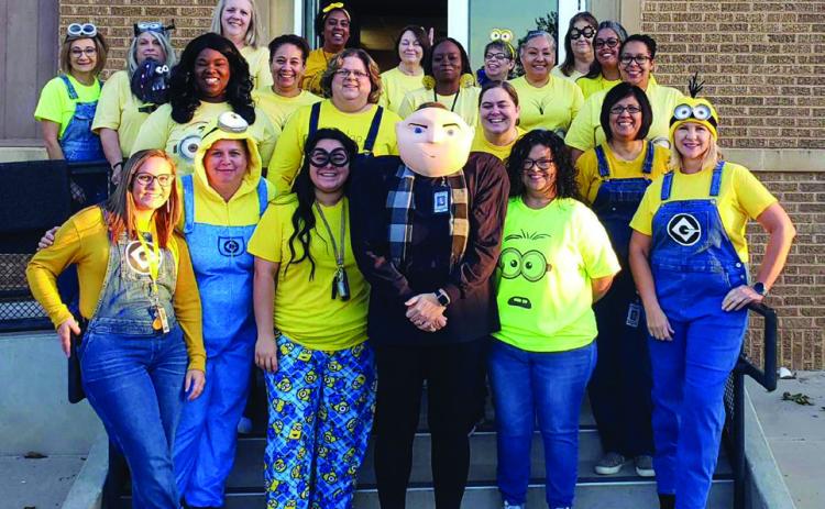 Dynamic duos show off school spirit