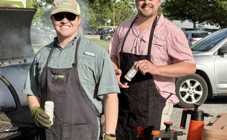 Childress Rotary gives back to Forest Service