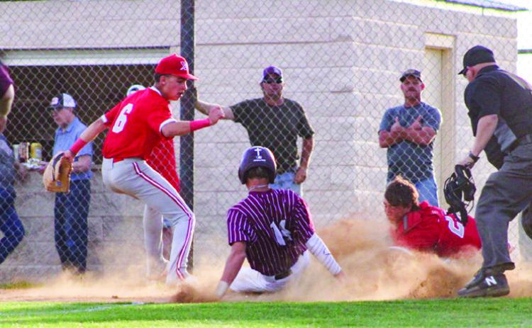 The Wellington Skyrockets take down the Clarendon Broncos in a 6-4 district win Thursday, April 17 in Wellington. The Red River Sun/Shauna Salinas