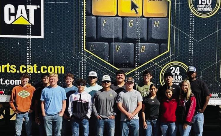 Wellington FFA students gain valuable life skills at the recent Texas Cattle Feeders association (TCFA) industry based student training. Front row, from left: Trentan Wright, TJ Salinas, Miguel Rincon, Caleb Strickland, Sherlyn Rodriguez, Lisette Vela, Gracie Lampe. Back row, from left: Karver Field, Anthony Ortiz, Carvin Wischkaemper, RJ Granadoz, Nick Nevarez, Dalton Holland, Jon Carlos Heidy, Jovani Munn. Photos Courtesy of Wellington FFA