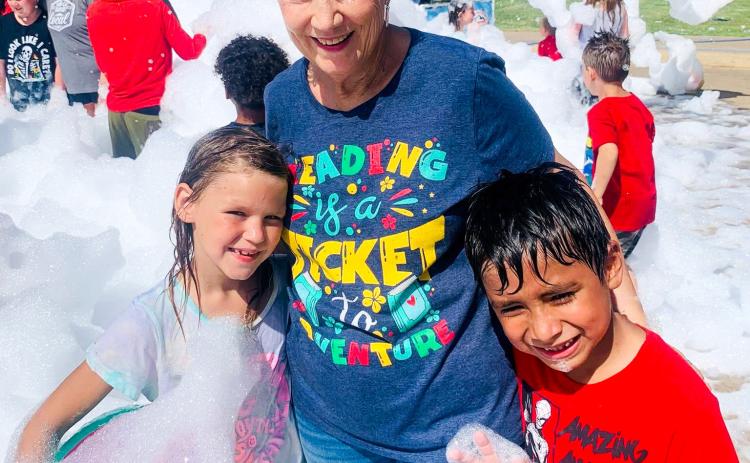 Collingsworth Public Library celebrates summer reading with foam party