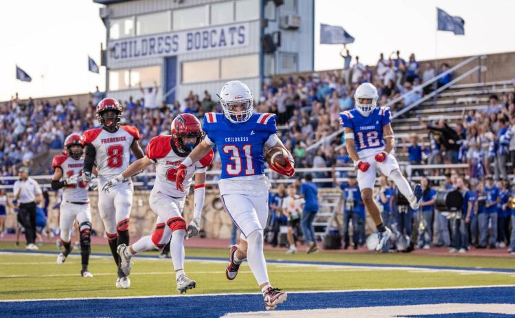 Childress’ Crewz Keys cruises in for a touchdown against the Frederick Bombers during the Bobcats homecoming victory Friday, Sept. 12 on Charlie Johnston Field at Fair Park Stadium in Childress.