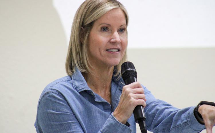 National Cotton Council Vice President of Economics and Policy Dr. Jody Campiche discusses cotton economics and market trends at the Rolling Plains Cotton Growers’ fall meeting Thursday, Oct. 2 at the Fair Park City Auditorium in Childress. The Red River Sun/Elizabeth Tanner