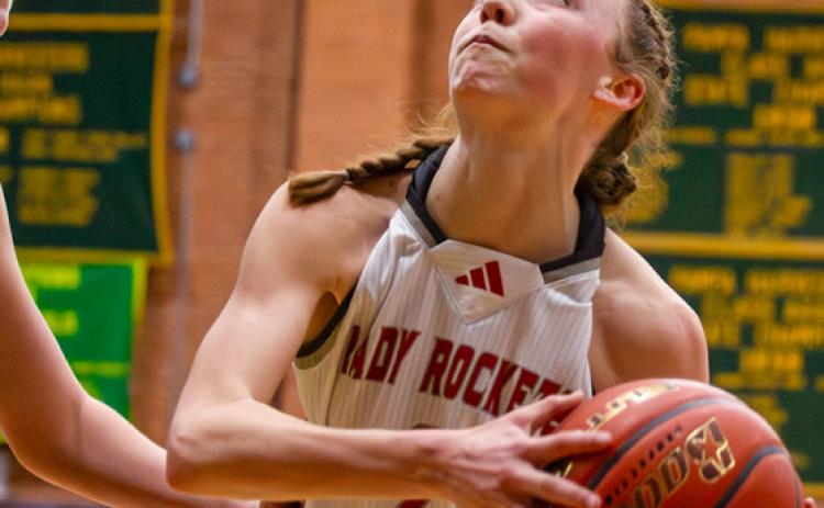 Lady Rockets close out season in regional final round