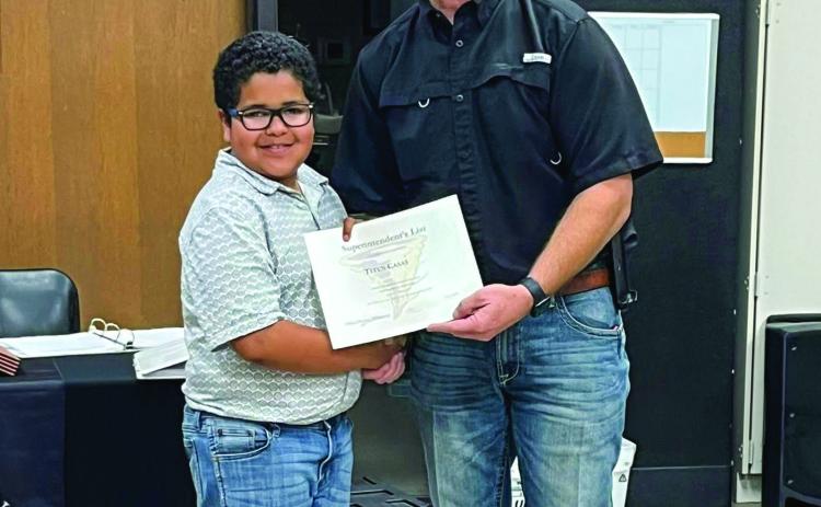 Memphis ISD recognizes Superintendent’s List, Employee of the Month honorees