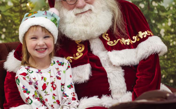 Santa Claus comes to Childress
