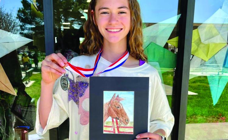 Childress Junior High School eighth-grader Selah Smith earns a Platinum award at a Visual Arts Scholastic Event (VASE) competition Saturday, April 12 in Amarillo. Courtesy Photos