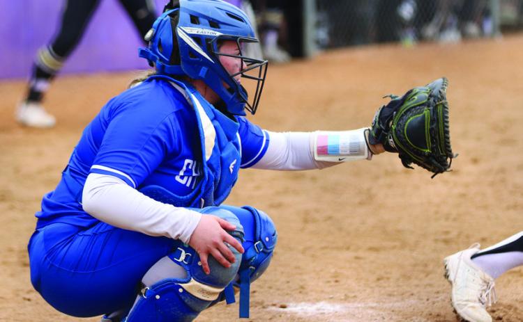 Lady Cats compete in Icebreaker Classic