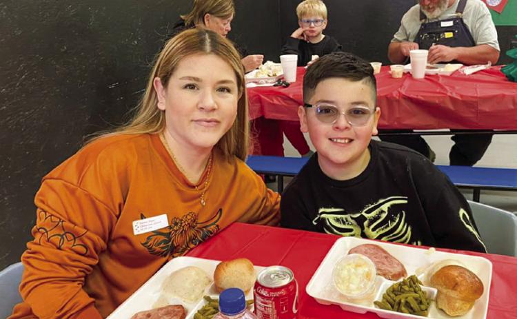Austin Elementary invites family, friends for Christmas lunch
