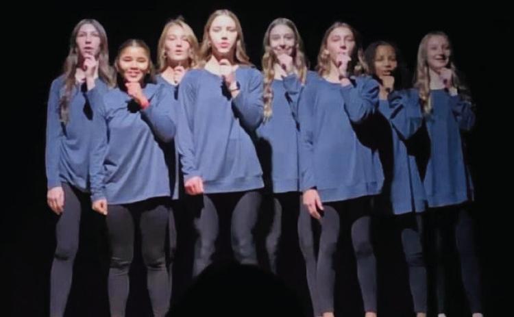 Junior high students showcase talents for good cause
