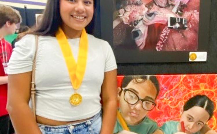 From almost 30,000 art entries statewide, Wellington High School senior Jasmin Moreno placed in the top 7% at the state Visual Arts Scholastic Event (VASE) on Saturday, April 25 in San Marcos, earning a prestigious Gold Seal — one of the highest honors in Texas art. WELLINGTON HIGH SCHOOL