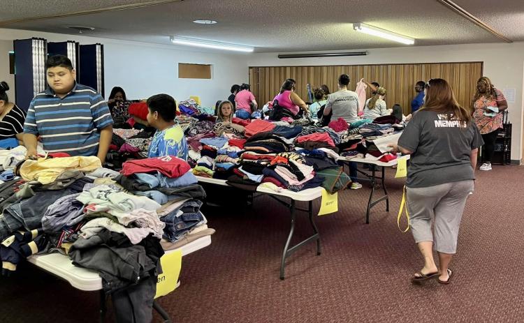 Memphis Church of Christ hosts school supply,clothing giveaway