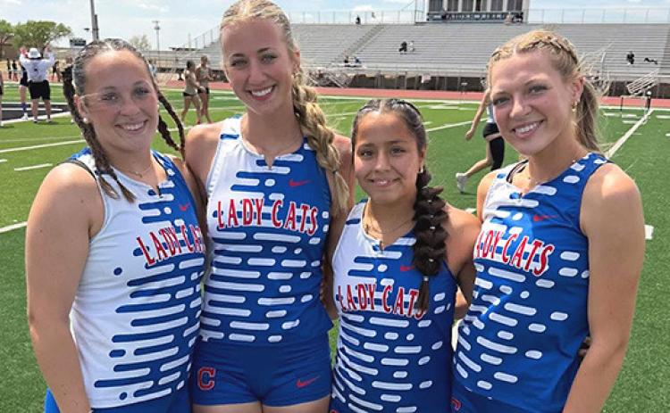 4x200M Relay Team