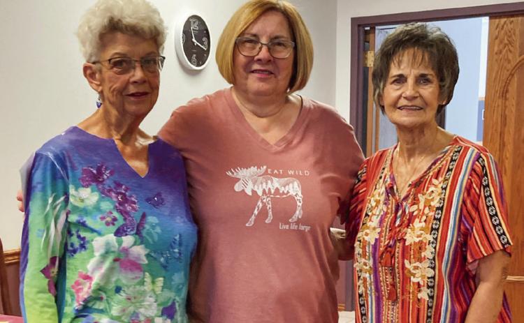 Modern Home Club’s Edie Johnson and Raenell Smith welcome Childress Chamber of Commerce Executive Director Susan Leary, center, Thursday, Sept. 19. Courtesy Photos