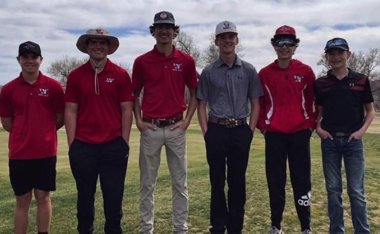Skyrocket golf competes in Canyon
