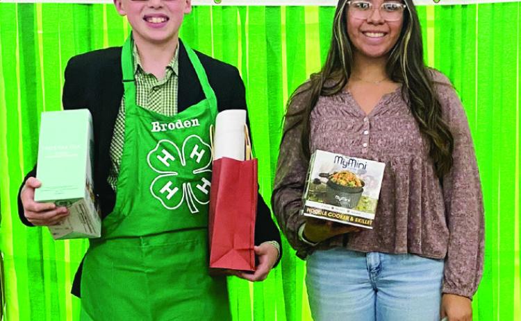 From left: Broden Henry, second place; Emily Dominguez, first place.