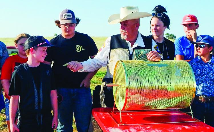 Wellington Gun Club, Collingsworth  County 4-H conduct gun raffle drawing