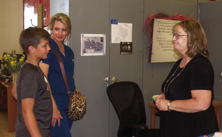 Childress County Extension Service hosts Meet the Agent