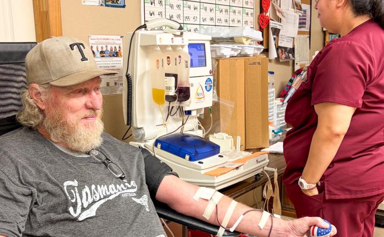 Belew gives gift of life
