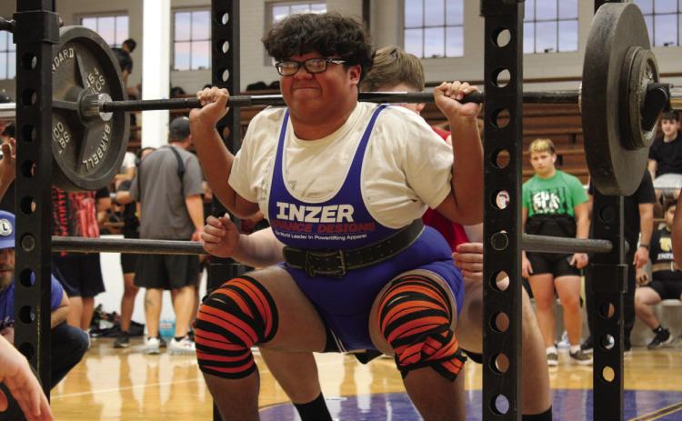 Bobcats lift big at Childress Invitational